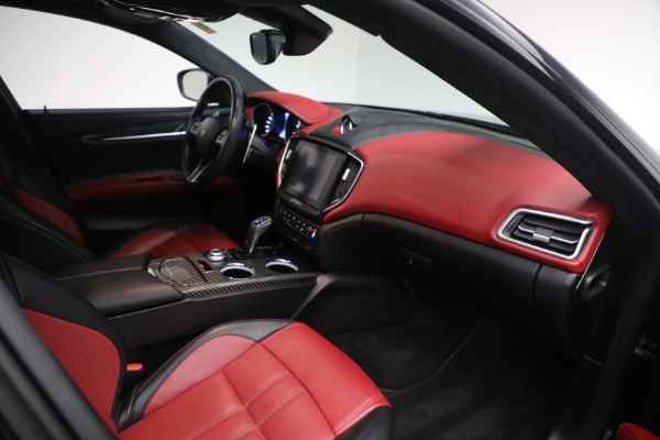 Used 2020 Maserati Ghibli S Q4 GranSport for sale Sold at Maserati of Greenwich in Greenwich CT 06830 17