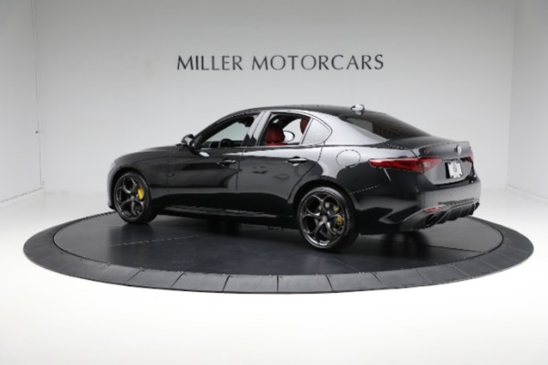 Used 2021 Alfa Romeo Giulia Veloce for sale Sold at Maserati of Greenwich in Greenwich CT 06830 9