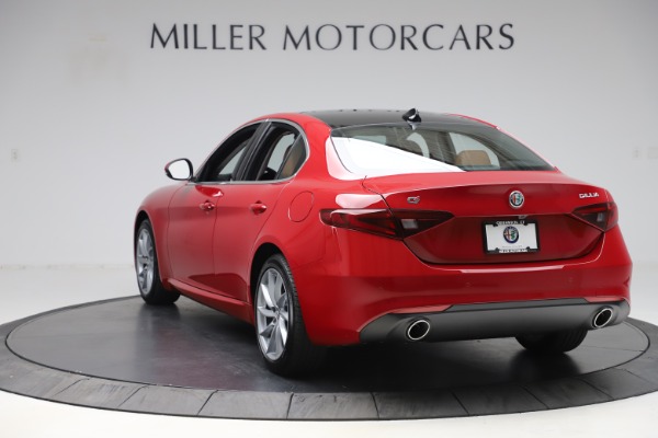 New 2020 Alfa Romeo Giulia Q4 for sale Sold at Maserati of Greenwich in Greenwich CT 06830 5