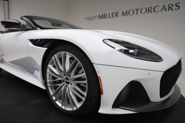 New 2020 Aston Martin DBS Superleggera Volante Convertible for sale $353,931 at Maserati of Greenwich in Greenwich CT 06830 24