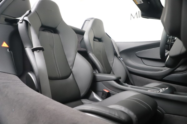 New 2020 McLaren 570S Spider Convertible for sale $231,150 at Maserati of Greenwich in Greenwich CT 06830 27