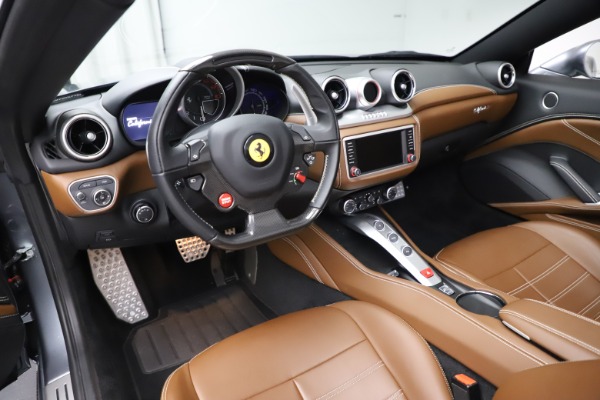 Used 2016 Ferrari California T for sale $142,900 at Maserati of Greenwich in Greenwich CT 06830 25
