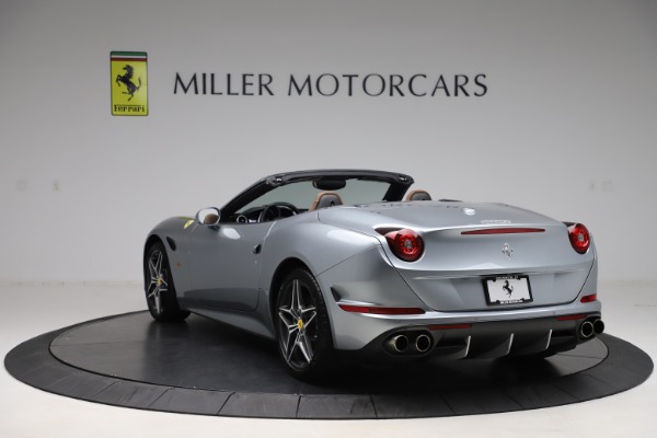 Used 2016 Ferrari California T for sale $142,900 at Maserati of Greenwich in Greenwich CT 06830 5