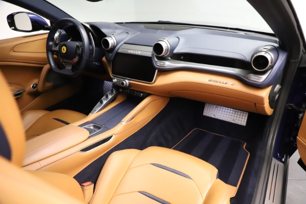 Used 2017 Ferrari GTC4Lusso for sale $209,900 at Maserati of Greenwich in Greenwich CT 06830 19