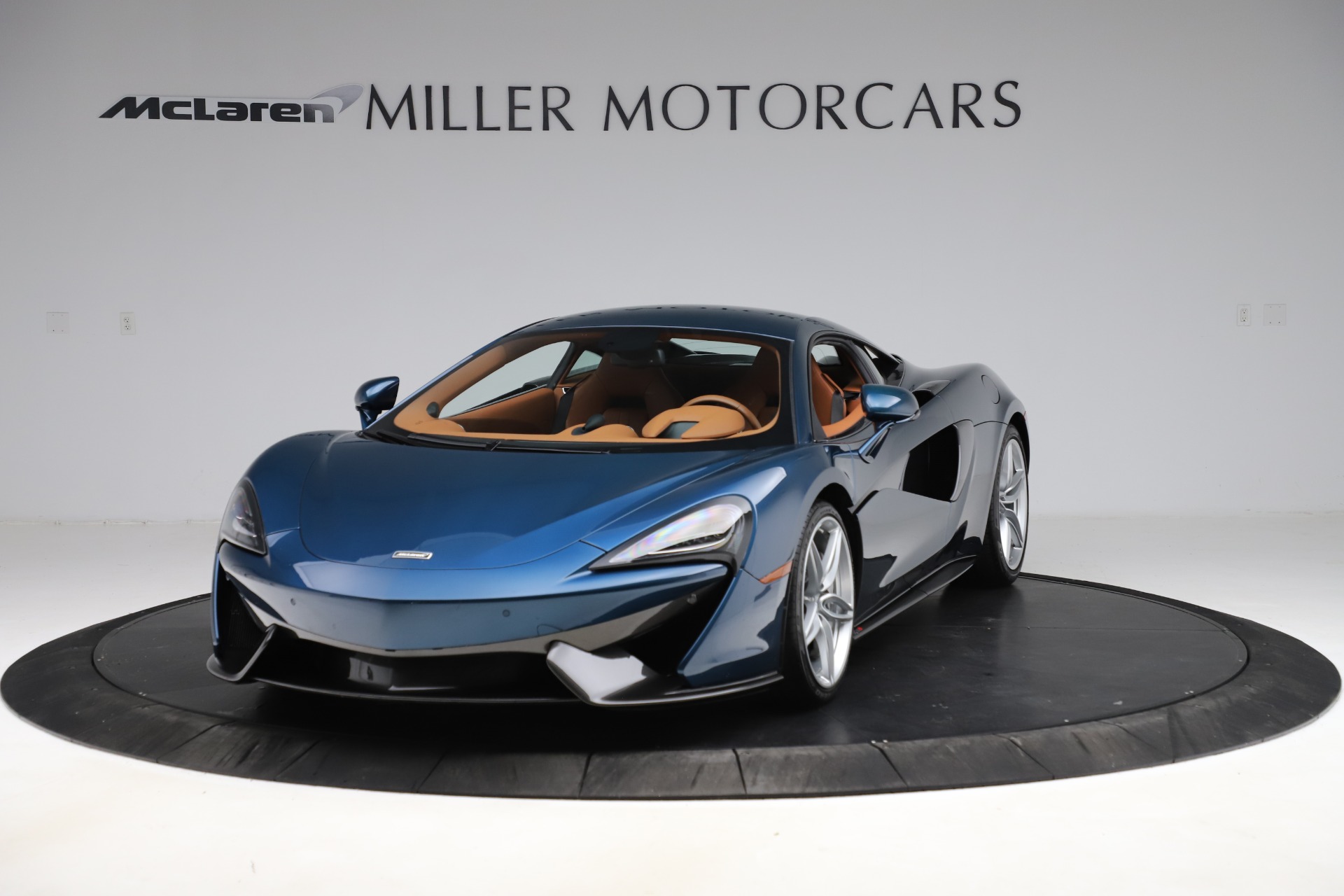 Used 2017 McLaren 570S for sale Sold at Maserati of Greenwich in Greenwich CT 06830 1