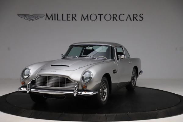 Used 1964 Aston Martin DB5 for sale Sold at Maserati of Greenwich in Greenwich CT 06830 2