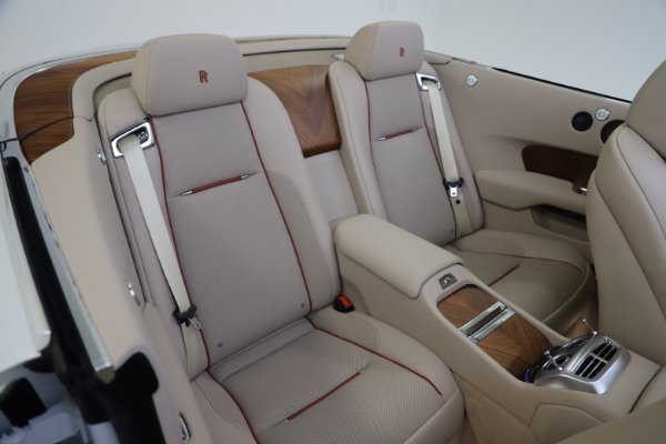 Used 2016 Rolls-Royce Dawn for sale $239,900 at Maserati of Greenwich in Greenwich CT 06830 23