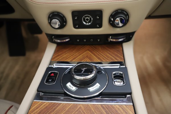 Used 2016 Rolls-Royce Dawn for sale $239,900 at Maserati of Greenwich in Greenwich CT 06830 26