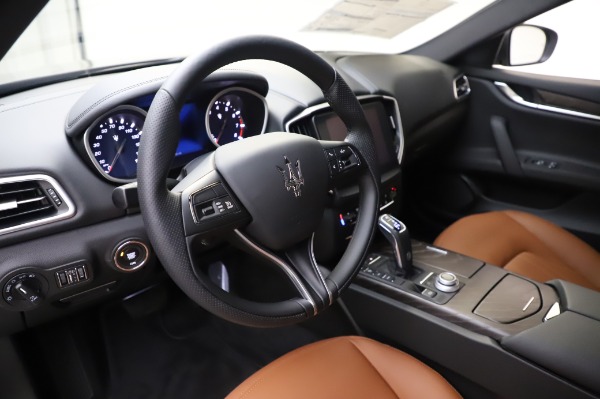 New 2020 Maserati Ghibli S Q4 for sale Sold at Maserati of Greenwich in Greenwich CT 06830 13