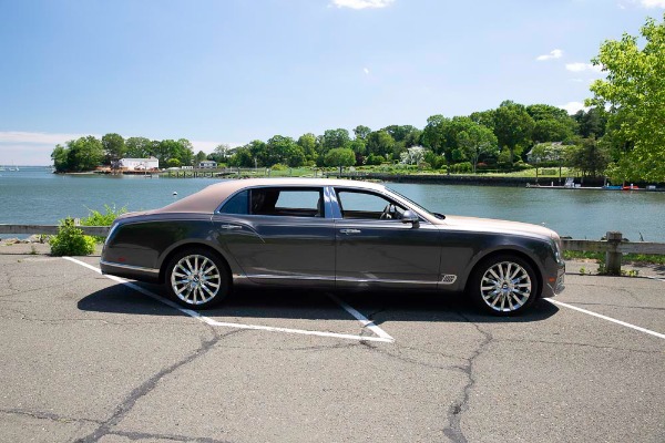 Used 2017 Bentley Mulsanne EWB for sale Sold at Maserati of Greenwich in Greenwich CT 06830 9