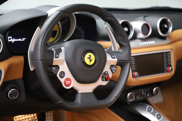 Used 2017 Ferrari California T for sale Sold at Maserati of Greenwich in Greenwich CT 06830 21