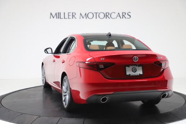 New 2020 Alfa Romeo Giulia Q4 for sale $46,395 at Maserati of Greenwich in Greenwich CT 06830 5