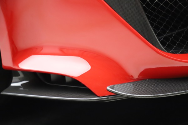Used 2019 Ferrari 488 Pista for sale $451,900 at Maserati of Greenwich in Greenwich CT 06830 28
