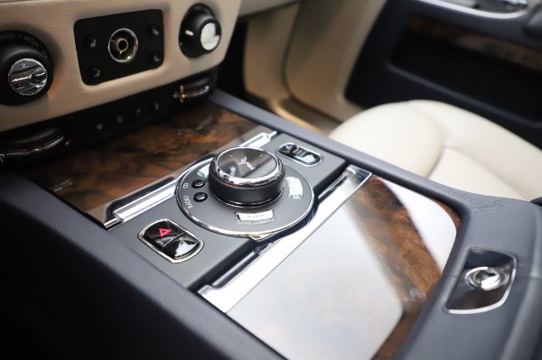 Used 2016 Rolls-Royce Ghost for sale Sold at Maserati of Greenwich in Greenwich CT 06830 20