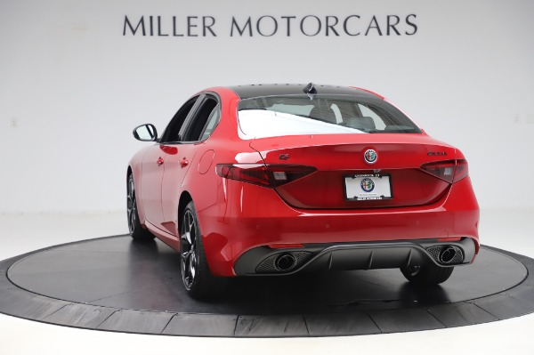 New 2020 Alfa Romeo Giulia Sport Q4 for sale Sold at Maserati of Greenwich in Greenwich CT 06830 5