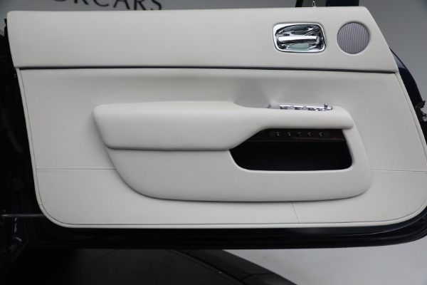 Used 2017 Rolls-Royce Dawn for sale $244,900 at Maserati of Greenwich in Greenwich CT 06830 28