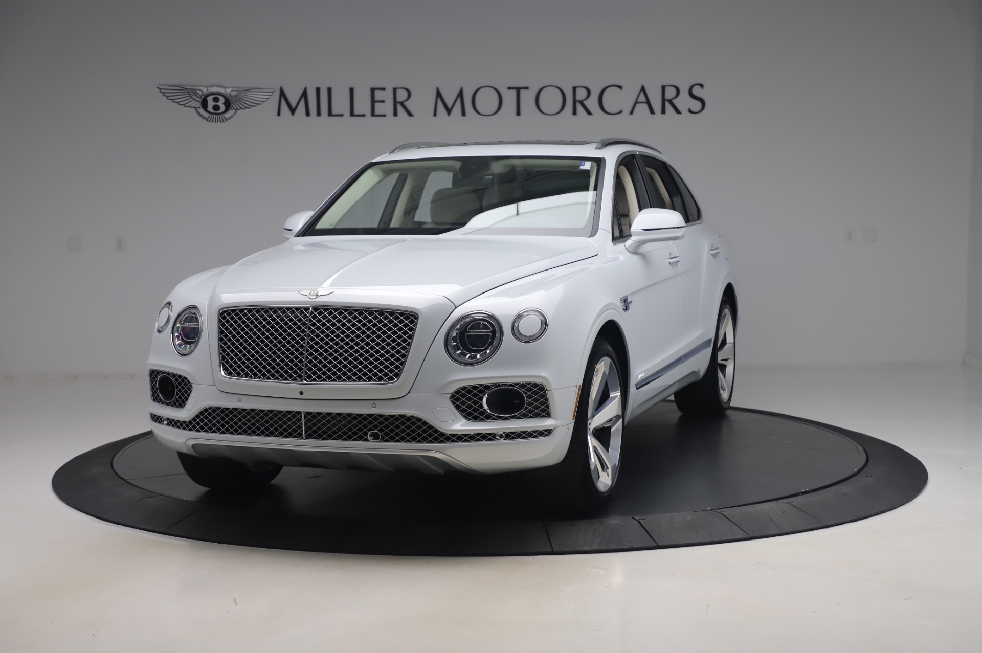 New 2020 Bentley Bentayga Hybrid for sale Sold at Maserati of Greenwich in Greenwich CT 06830 1