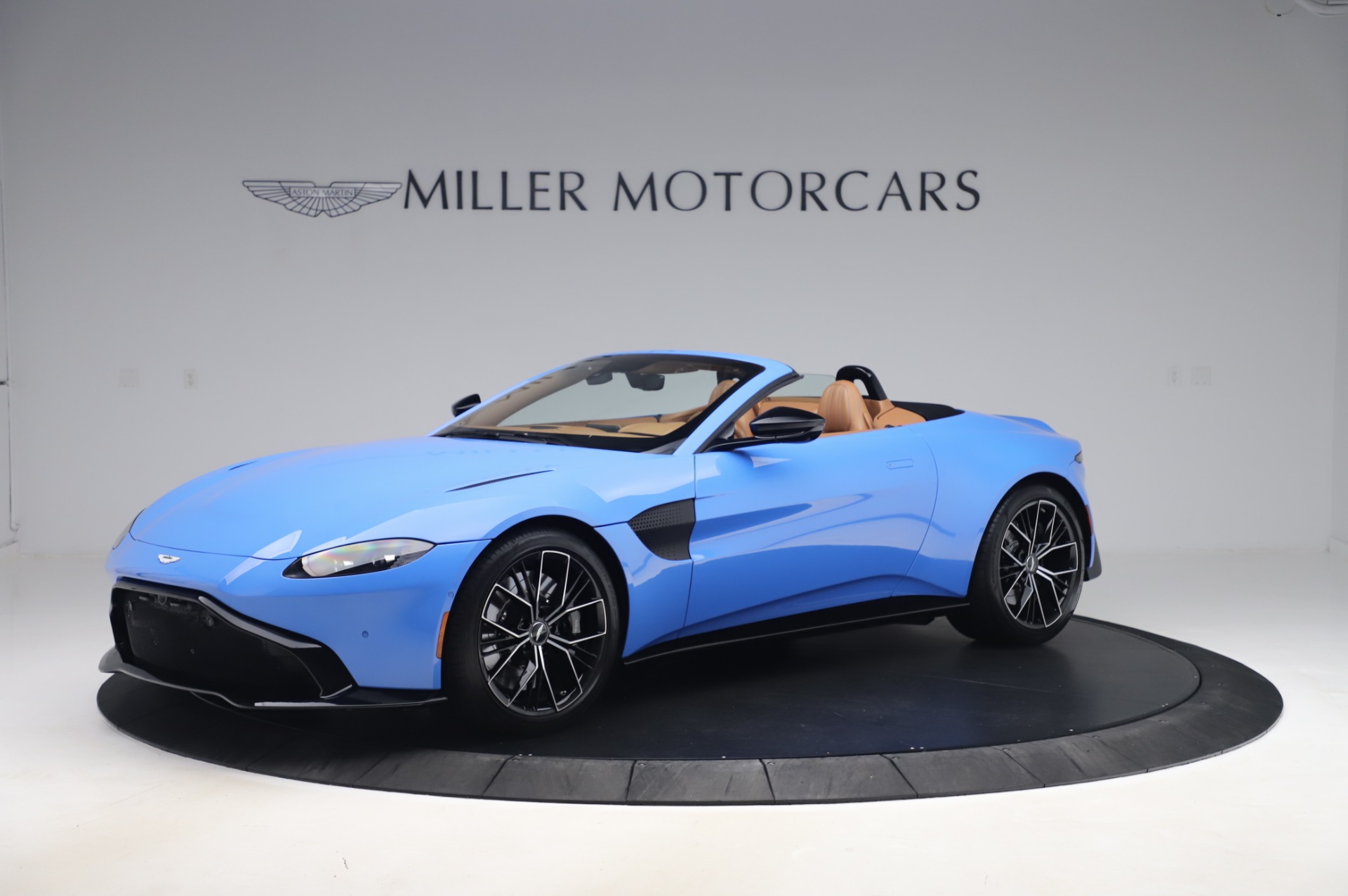 New 2021 Aston Martin Vantage Roadster for sale Sold at Maserati of Greenwich in Greenwich CT 06830 1