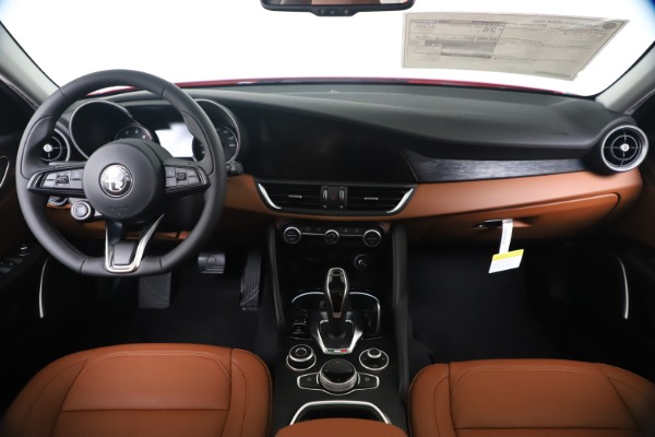 New 2020 Alfa Romeo Giulia Q4 for sale $44,845 at Maserati of Greenwich in Greenwich CT 06830 16