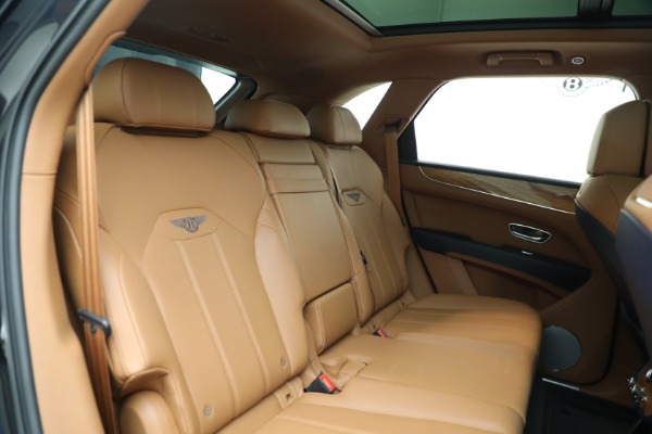 Used 2021 Bentley Bentayga V8 for sale Sold at Maserati of Greenwich in Greenwich CT 06830 28