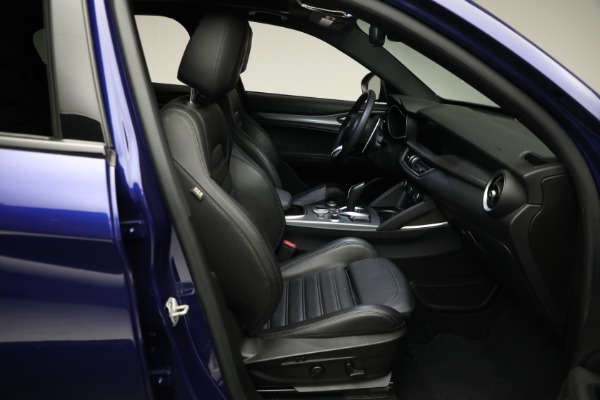 New 2020 Alfa Romeo Stelvio Ti Sport Q4 for sale $52,045 at Maserati of Greenwich in Greenwich CT 06830 27