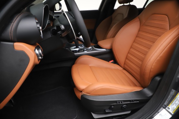 New 2020 Alfa Romeo Giulia Ti Sport Q4 for sale Sold at Maserati of Greenwich in Greenwich CT 06830 14