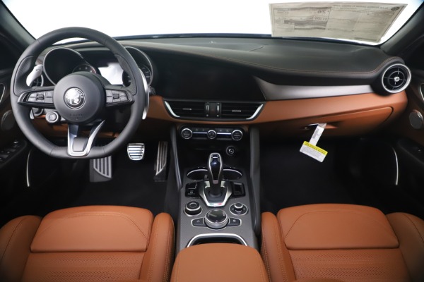 New 2020 Alfa Romeo Giulia Ti Sport Q4 for sale Sold at Maserati of Greenwich in Greenwich CT 06830 16