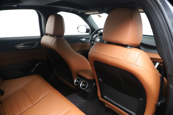 New 2020 Alfa Romeo Giulia Ti Sport Q4 for sale Sold at Maserati of Greenwich in Greenwich CT 06830 28