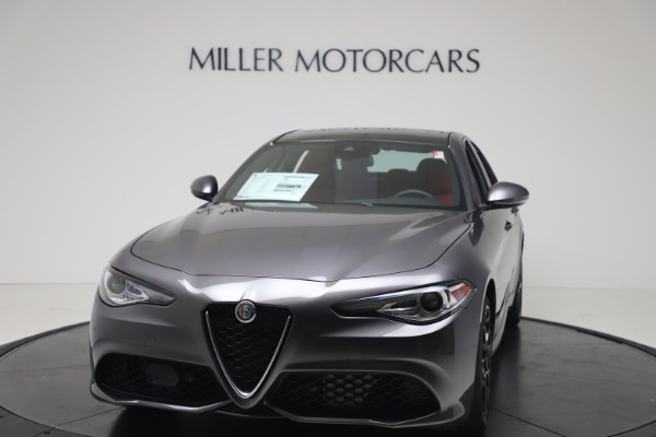 New 2020 Alfa Romeo Giulia Ti Sport Q4 for sale Sold at Maserati of Greenwich in Greenwich CT 06830 1