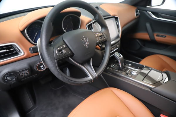 New 2020 Maserati Ghibli S Q4 for sale Sold at Maserati of Greenwich in Greenwich CT 06830 13