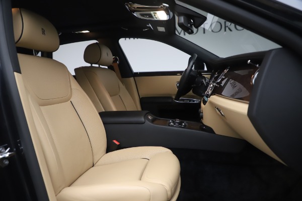 Used 2016 Rolls-Royce Ghost for sale $175,900 at Maserati of Greenwich in Greenwich CT 06830 16