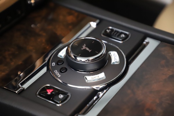 Used 2016 Rolls-Royce Ghost for sale $175,900 at Maserati of Greenwich in Greenwich CT 06830 19