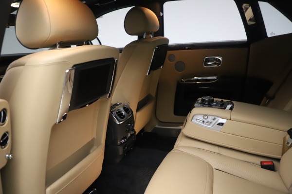 Used 2016 Rolls-Royce Ghost for sale $175,900 at Maserati of Greenwich in Greenwich CT 06830 22