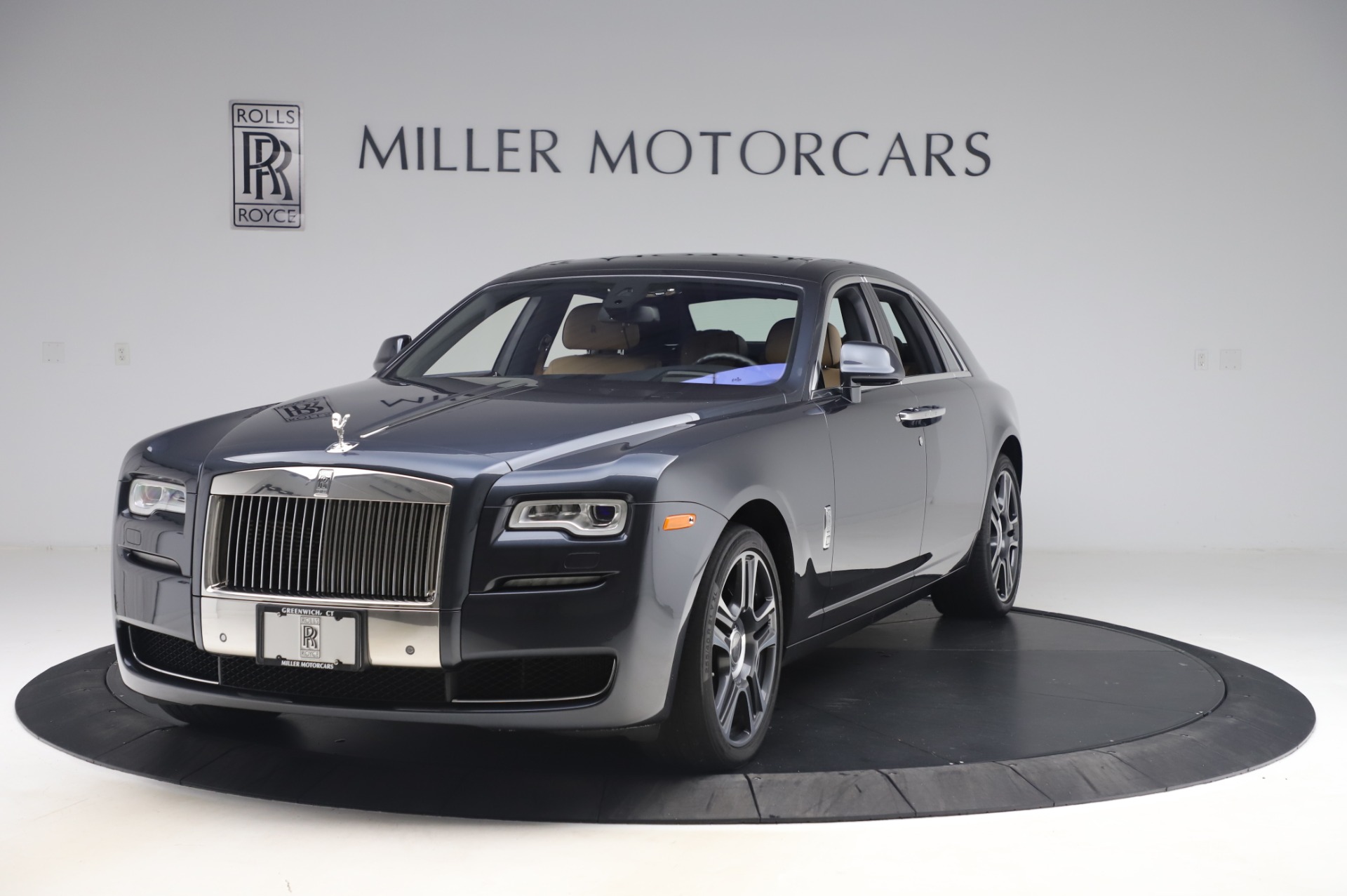 Used 2016 Rolls-Royce Ghost for sale $175,900 at Maserati of Greenwich in Greenwich CT 06830 1