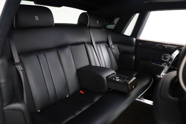 Used 2014 Rolls-Royce Phantom for sale Sold at Maserati of Greenwich in Greenwich CT 06830 16