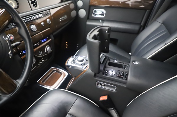 Used 2014 Rolls-Royce Phantom for sale Sold at Maserati of Greenwich in Greenwich CT 06830 22