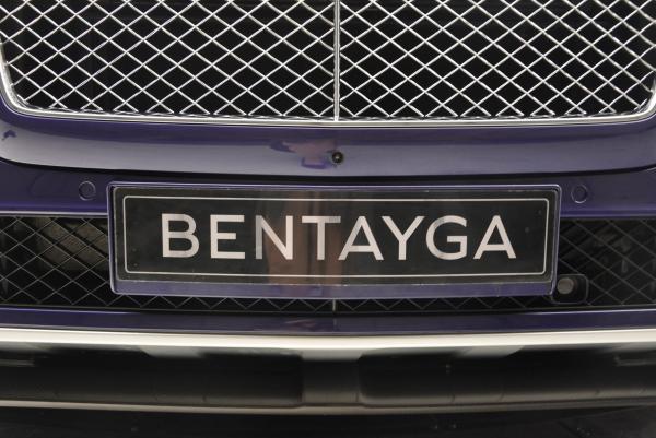 New 2017 Bentley Bentayga for sale Sold at Maserati of Greenwich in Greenwich CT 06830 18