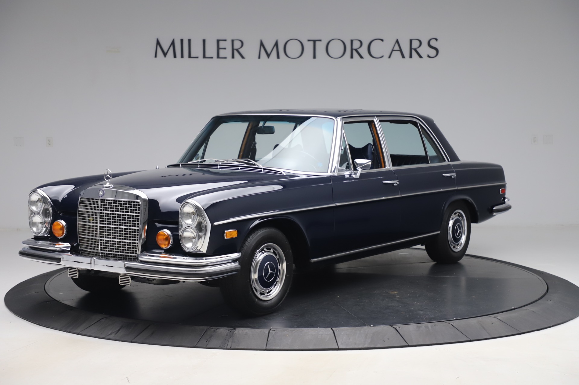 メルメル ☆1円～超貴重!☆Mercedes-Benz 300SEL 6.3 1968-72 Schwarz