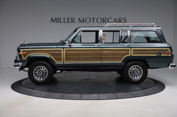 Used 1991 Jeep Grand Wagoneer for sale Sold at Maserati of Greenwich in Greenwich CT 06830 3