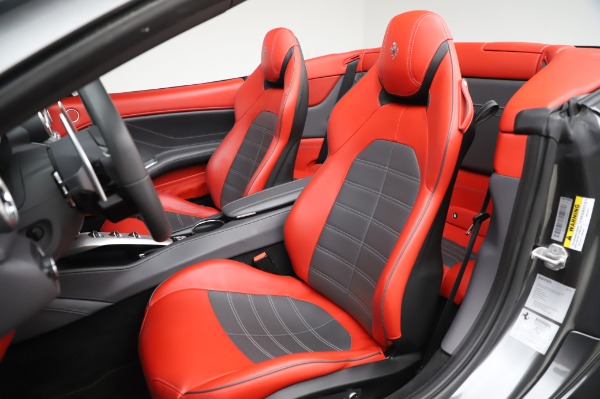 Used 2015 Ferrari California T for sale Sold at Maserati of Greenwich in Greenwich CT 06830 27