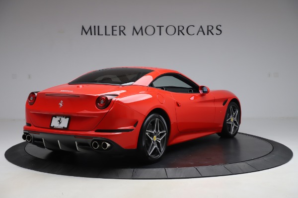 Used 2017 Ferrari California T for sale Sold at Maserati of Greenwich in Greenwich CT 06830 16