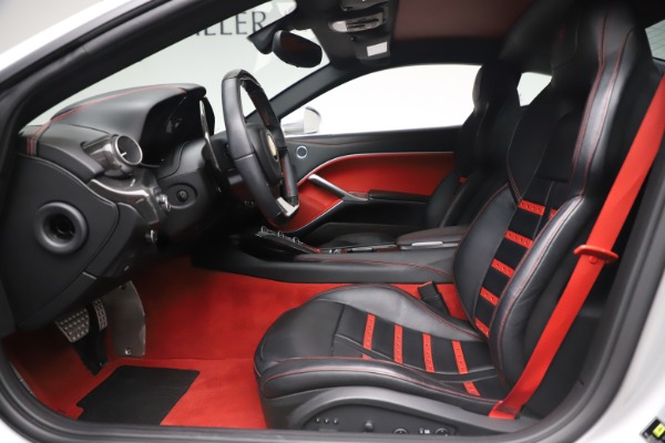 Used 2015 Ferrari F12 Berlinetta for sale $235,900 at Maserati of Greenwich in Greenwich CT 06830 14