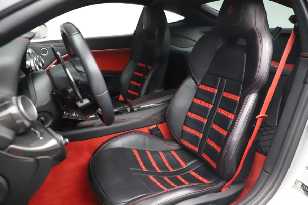 Used 2015 Ferrari F12 Berlinetta for sale $235,900 at Maserati of Greenwich in Greenwich CT 06830 15