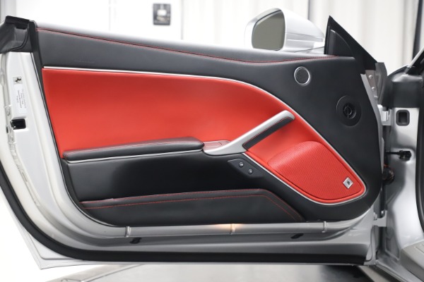 Used 2015 Ferrari F12 Berlinetta for sale $235,900 at Maserati of Greenwich in Greenwich CT 06830 16