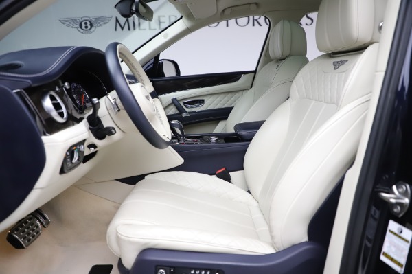 Used 2017 Bentley Bentayga W12 for sale $133,900 at Maserati of Greenwich in Greenwich CT 06830 18