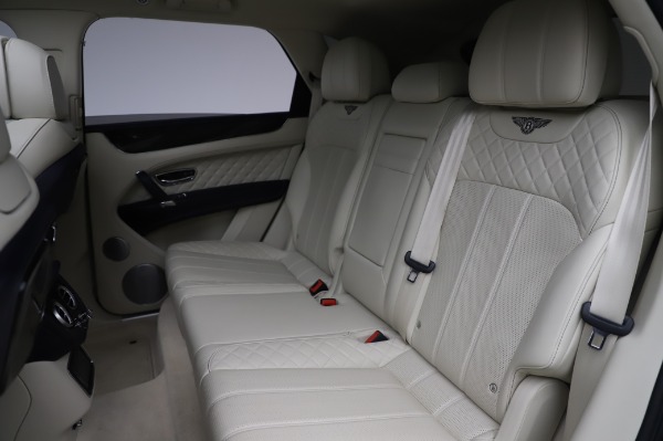 Used 2017 Bentley Bentayga W12 for sale $133,900 at Maserati of Greenwich in Greenwich CT 06830 23