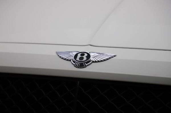 Used 2018 Bentley Bentayga Black Edition for sale $149,900 at Maserati of Greenwich in Greenwich CT 06830 14