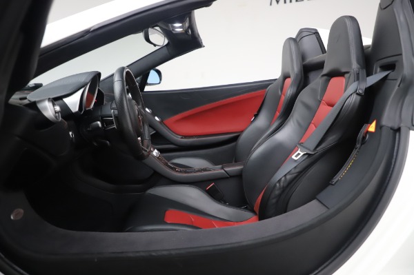 Used 2016 McLaren 650S Spider for sale $152,900 at Maserati of Greenwich in Greenwich CT 06830 24