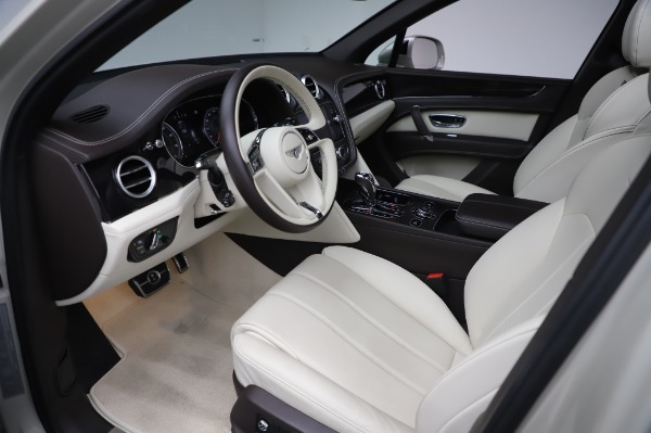 Used 2018 Bentley Bentayga Onyx Edition for sale Call for price at Maserati of Greenwich in Greenwich CT 06830 17