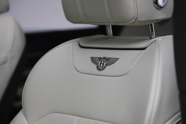 Used 2018 Bentley Bentayga Onyx Edition for sale Call for price at Maserati of Greenwich in Greenwich CT 06830 20